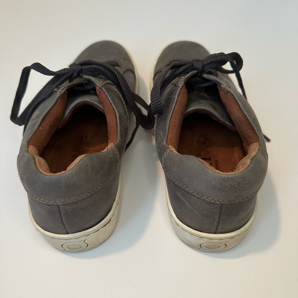Women’s 8.5 Born Sur Charcoal Gray‎ Leather Sneakers - Picture 2 of 7